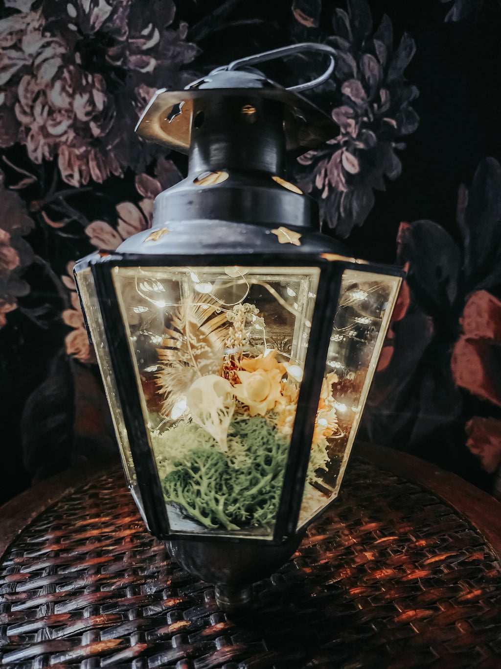 Quail Skull Lantern Display with Moss, Dried Flowers & Fairy Lights – Rustic Woodland Nature Décor